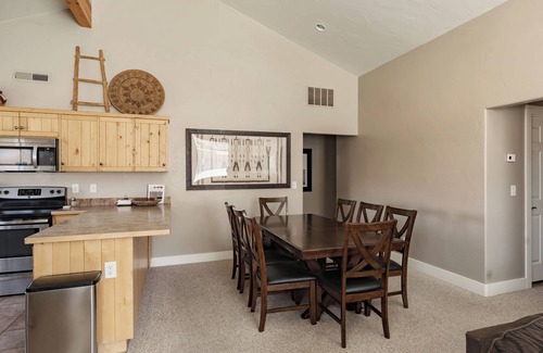 Moab South Valley House | Southwest Luxury - Minutes from Arches & Canyonlands