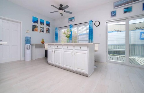 East End Apartment | Southwinds Vacation Home