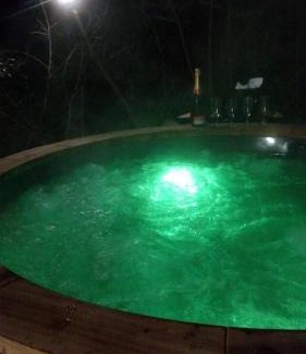 Meyreuil House | Spa Cabanon de Charme - Le Garagaï