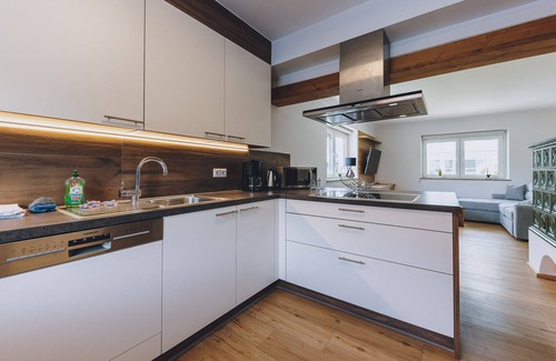 Schuttdorf Condo | Spa Chalet by we rent