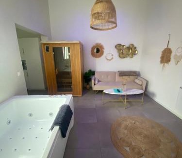 Le Mesnil-Saint-Denis House | SPA JUNGLE