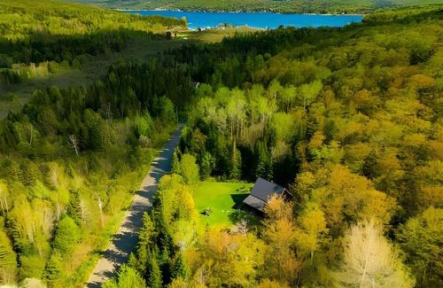Saint-Hermenegilde Ski Chalet | Spa Nature Estrie