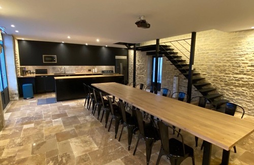 Bayeux House | Spa workshop