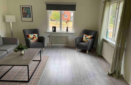 Hestra House | Space to socialize 3km from the peak of Isaberg!
