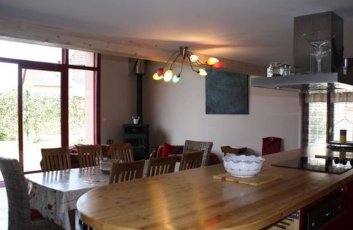 Pierrepont-sur-l'Arentele Cottage | Spacious country cottage with garden, near Épinal, Wi-Fi