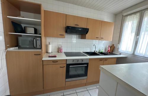 Anzin House | Spacieuse maison avec garage 5 mins valenciennes