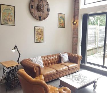 Reze House | spacieuse maison de ville avec espace détente