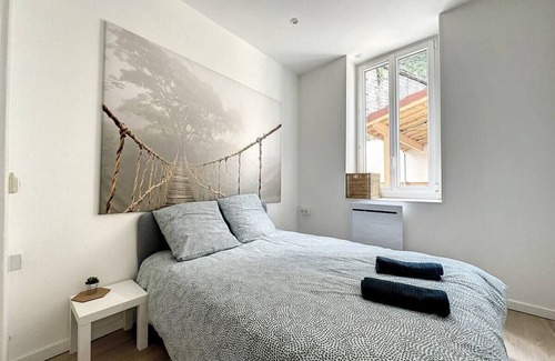 Vassieux - Crepieux Apartment | Spacieux 6 personnes avec terrasse Caluire