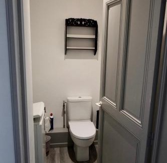 Rabastens Apartment | Spacieux appartement indépendant dans une maison