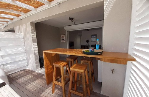 Le Diamant Apartment | Spacieux t2 a 150 mettre de la plage jardin terrasse cheques ANCV acceptés
