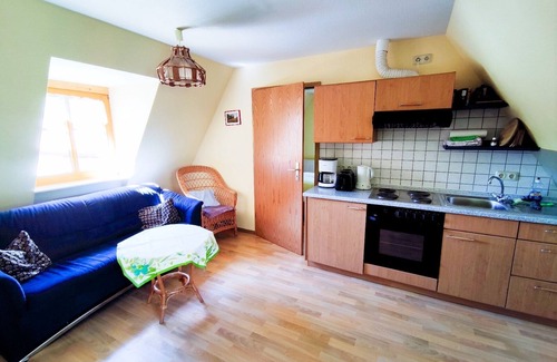 Rothenburg ob der Tauber Apartment | Spacious vacation apartment (60 m²) for up to one person with two bathrooms and free WiFi