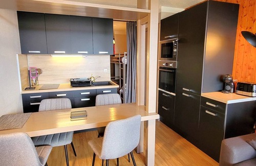 Saint-Michel-de-Chaillol Apartment | Spacious Studio for 4/6 - Ski, Hikes, South Balcony, Pet-Friendly