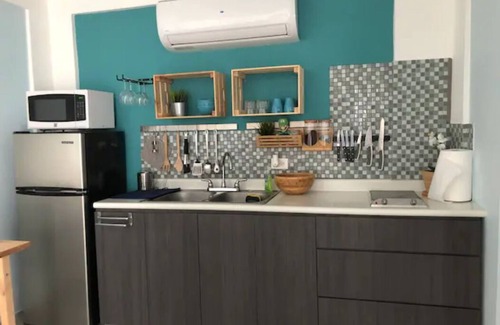 Santurce House | Spacious, 1 Bdr, 1Bth Walk2Beach, Restnt, airport