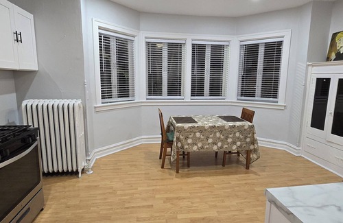 Rockford Apartment | Spacious 1-bedroom apartment with fitness room, WiFi in pleasant Rockford