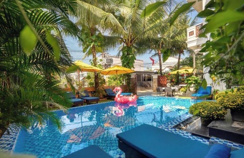 Hoi An City Centre House | Spacious 10-bedroom house in enchanting Hội An with AC