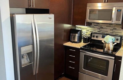 South Beach Apartment | Spacious 1b1b oasis in luxury SF building with bay bridge view & full amenities