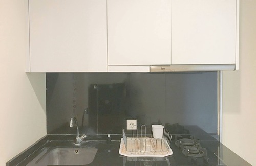 Surabaya Apartment | Spacious 1BR Apartment at One East Penthouse Residence