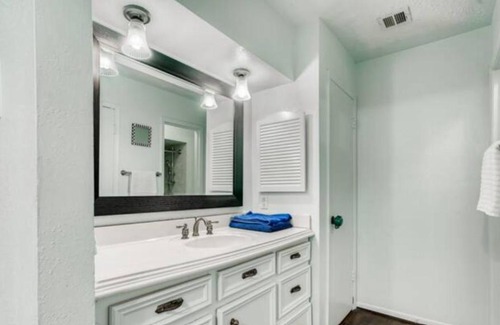 Humble House | Spacious 2,008 SqFt Beautiful Home in Humble