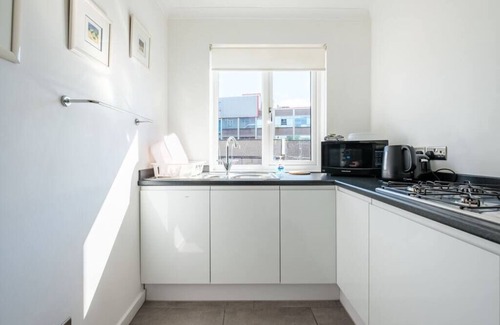Uddingston Apartment | Spacious 2 bed apartment in Uddingston