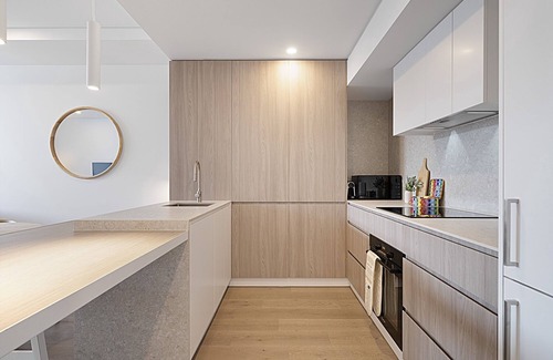 North Fremantle Apartment | Spacious 2-Bed Apartment in North Fremantle