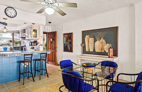 Marina Vallarta Apartment | Spacious 2-bedroom apartment with AC, WiFi in Marina Vallarta.