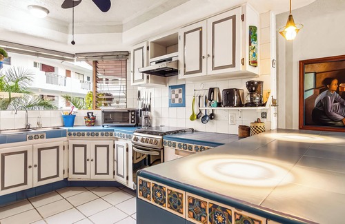 Marina Vallarta Apartment | Spacious 2-bedroom apartment with AC, WiFi in Marina Vallarta.