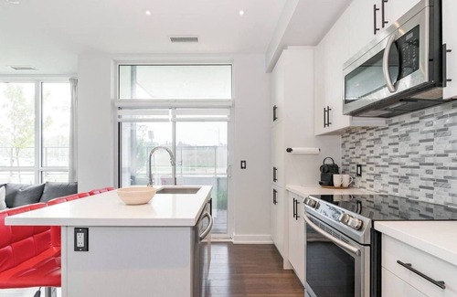 Innisfil Resort | SPACIOUS 2 BEDROOM 2 BATHROOM CORNER UNIT AT FRIDAY HARBOUR RESORT