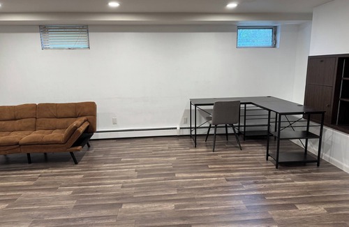 Smithtown Apartment | Spacious 2-bedroom apartment with WiFi, AC in wonderful Hauppauge/Smithtown