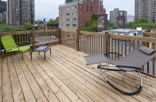 Milton Park Apartment | Spacious 2-Bedroom Duplex near Downtown