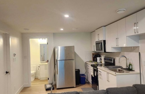 Northeast Edmonton House | Spacious 2 Bedroom Suite in Edmonton, Canada