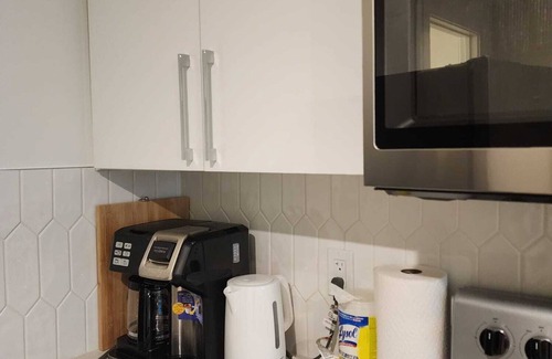 Northeast Edmonton House | Spacious 2 Bedroom Suite in Edmonton, Canada