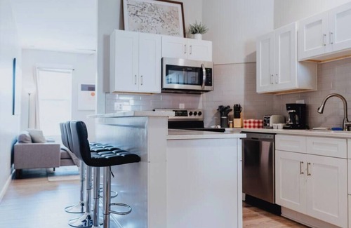 Soulard Apartment | Spacious 2-BR First-Floor Soulard Apt—Desk, Smart-Lock, Free Parking