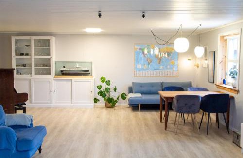 Torshavn Apartment | Spacious 220 sqm Apartment with 4 Bedrooms