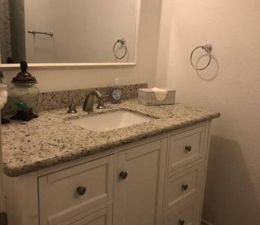 Crosby House | Spacious 2300SF, Recently Rehabbed, Large Living!