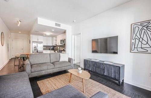 Marina del Rey Apartment | Spacious 2BD 2BA with Huge Balcony, Near Venice Beach & Fun!