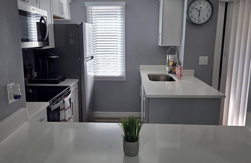 Charlotte Apartment | Spacious 2BR 2BA with AC, Wi-Fi, free parking minutes tonUptown Charlotte.