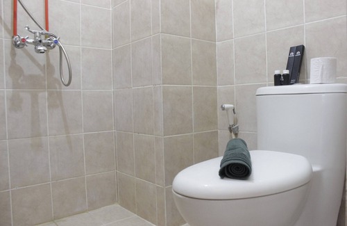Cileunyi Apartment | Spacious 2BR Apartment at Pinewood near JATOS