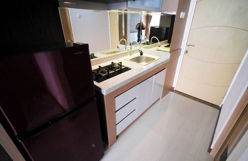 Surabaya Apartment | Spacious 2Br Combine Unit At Bale Hinggil Apartment