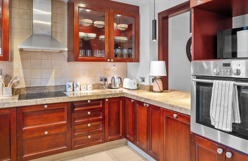 Downtown Dubai Apartment | Spacious 2BR Steps from Downtown