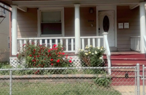 Cicero Apartment | Spacious 3-bedroom apartment with WiFi, AC in safe area in Cicero IL.