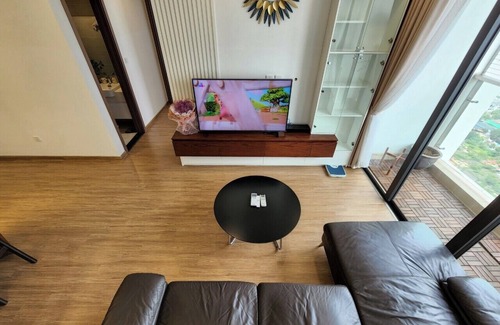 Tu Liem Apartment | Spacious 3-bedroom apartment with WiFi, AC in Vinhomes Skylake