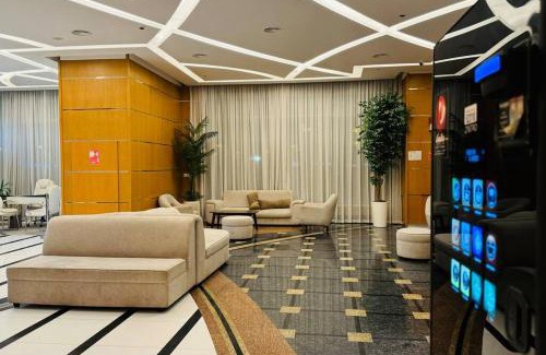 Al Khan Apartment | Spacious 3-Bedroom Apartment near Al Khan Beach