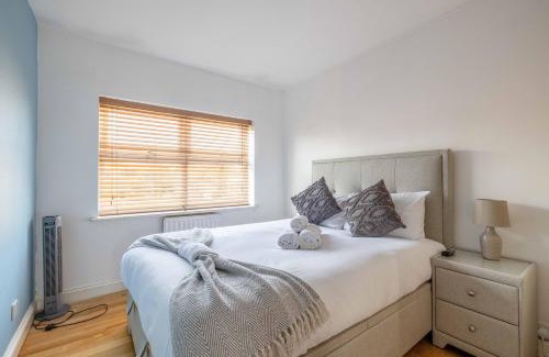 Langley Marish House | SPACIOUS 3 BEDROOM HOME - GREAT FOR FAMILIES!