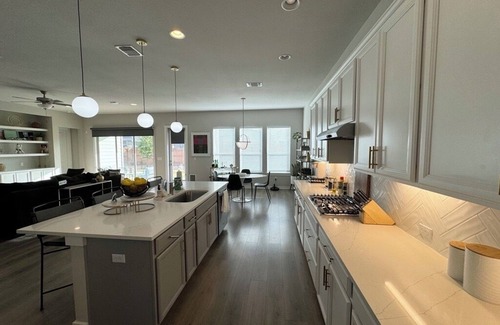 Austin House | Spacious 3-Bedroom Retreat in SE Austin
