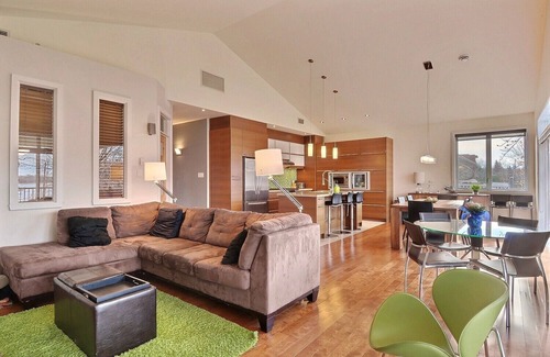 Sainte Genevieve Apartment | Spacious 3 bedrooms apartment, river view!