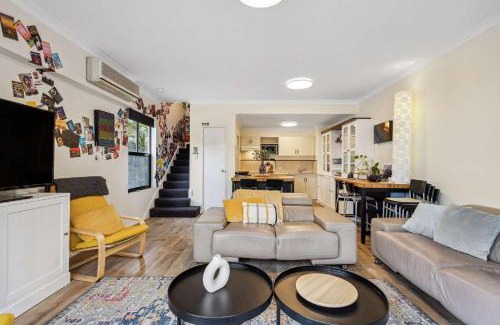 Northbridge House | Spacious 3-Level Townhouse with Pool in Northbridge
