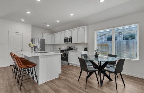 Conroe House | Spacious 3BR Retreat Near Lake Conroe home