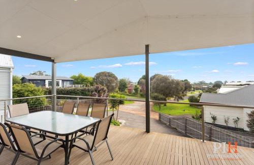 Cowes House | Spacious 4-Bd in Cowes sleeps 8