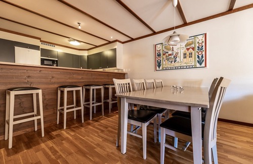 Salen Apartment | Spacious 4 Bedroom Apartment in the Midst of Skiing, Hiking & Biking