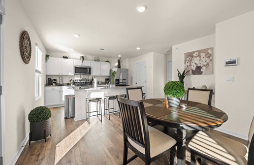 Rossville House | Spacious 4-bedroom house in superb Rossville with WiFi and AC